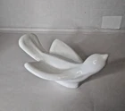 Milk Glass Bird Flying Dove Figurine Small Fenton Style VINTAGE