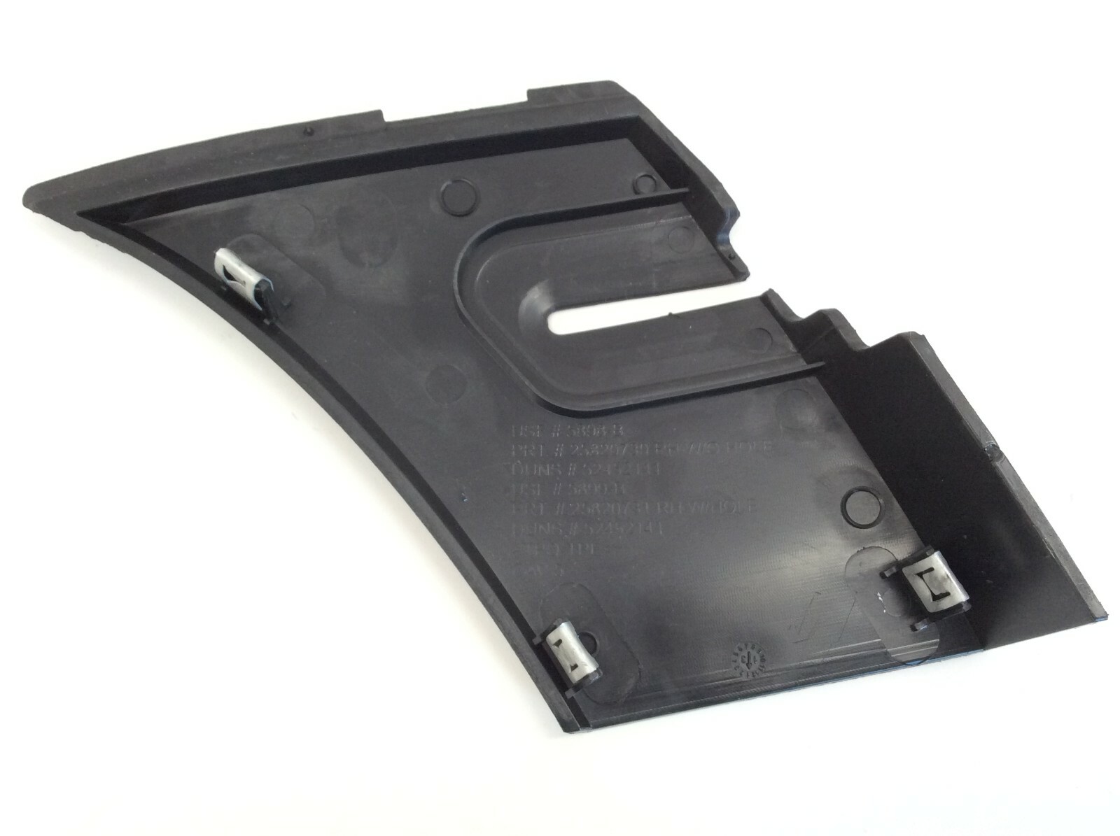 Avalanche Yukon black RH Passenger side CowlGrille Panel End Cap Vent