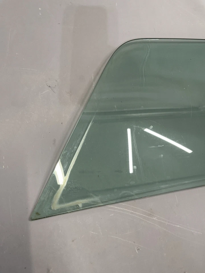 Ford LTD 1969 1970 camioneta Country Squire Mercury cuarto de vidrio 1/4 ventana trasera derecha Foto 2 de 4