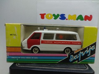 1/43 RAF VOITURE RUSSE CCCP URSS AMBULANCE