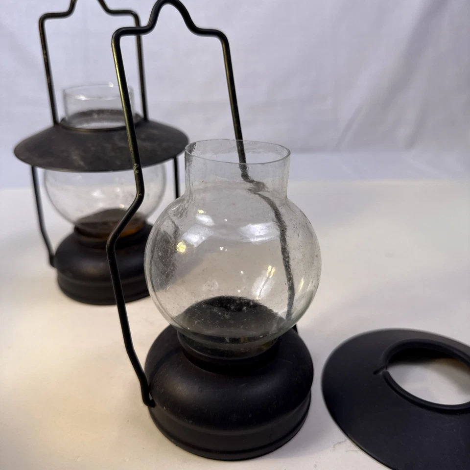 Par de candelabros estilo granja huracán linterna de metal negro. "7"" de alto" Foto 4 de 4