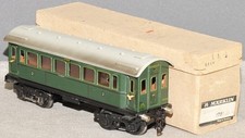 M&auml;rklin 1751 D-Zugwagen  4-achsig  L&auml;nge: 24,5 cm  von 1934  OVP c  Spur 0