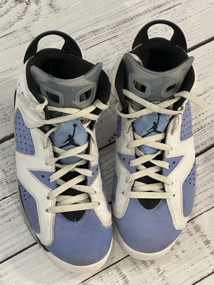 Jordan 6 Retro UNC Hombre Talla 9.5 Blanco Zapatillas Con Acentos Azules CT8529-410 Foto 2 de 4