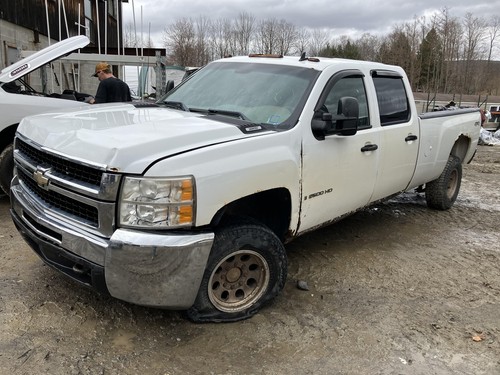 09 CHEVY SILVERADO 2500 Lower Control Arm Front Driver Left