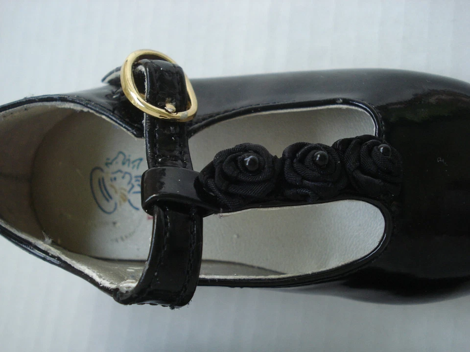 Zapatos Mary Jane vintage Buster marrón para niñas pequeñas negros charol talla 5 Foto 3 de 4