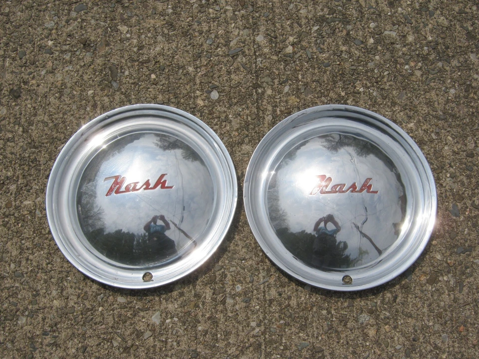 Tapacubos Nash Statesman 1952 a 1955 originales 15 pulgadas cubiertas de rueda Foto 2 de 4