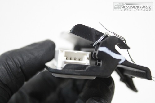 2016-2019 BMW 750i G12 FRONT RIGHT PASSENGER UNDER DASH FOOTWELL LIGHT LAMP OEM - Picture 5 of 6