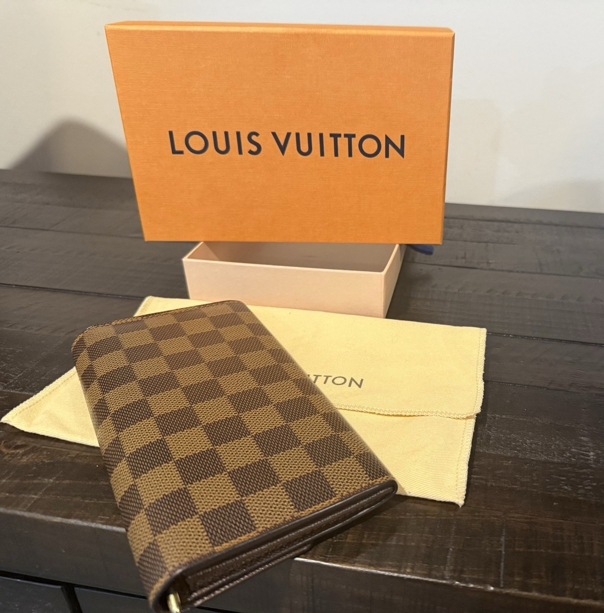 LOUIS VUITTON チェック柄 二つ折り財布 Louis Vuitton Women's Envelope Wallet Brown Check Pattern Folding