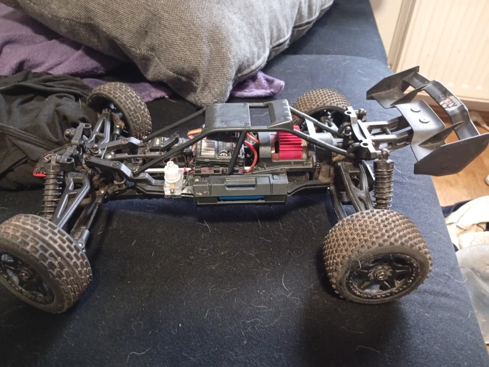 Really Buggy 1/10 Brushless RC Ohne Fernsteuerung Bastelware