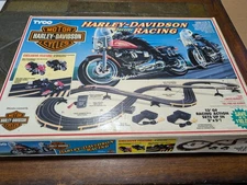 1992 Tyco Harley Davidson Motorcycle HO Slot Car Race Set