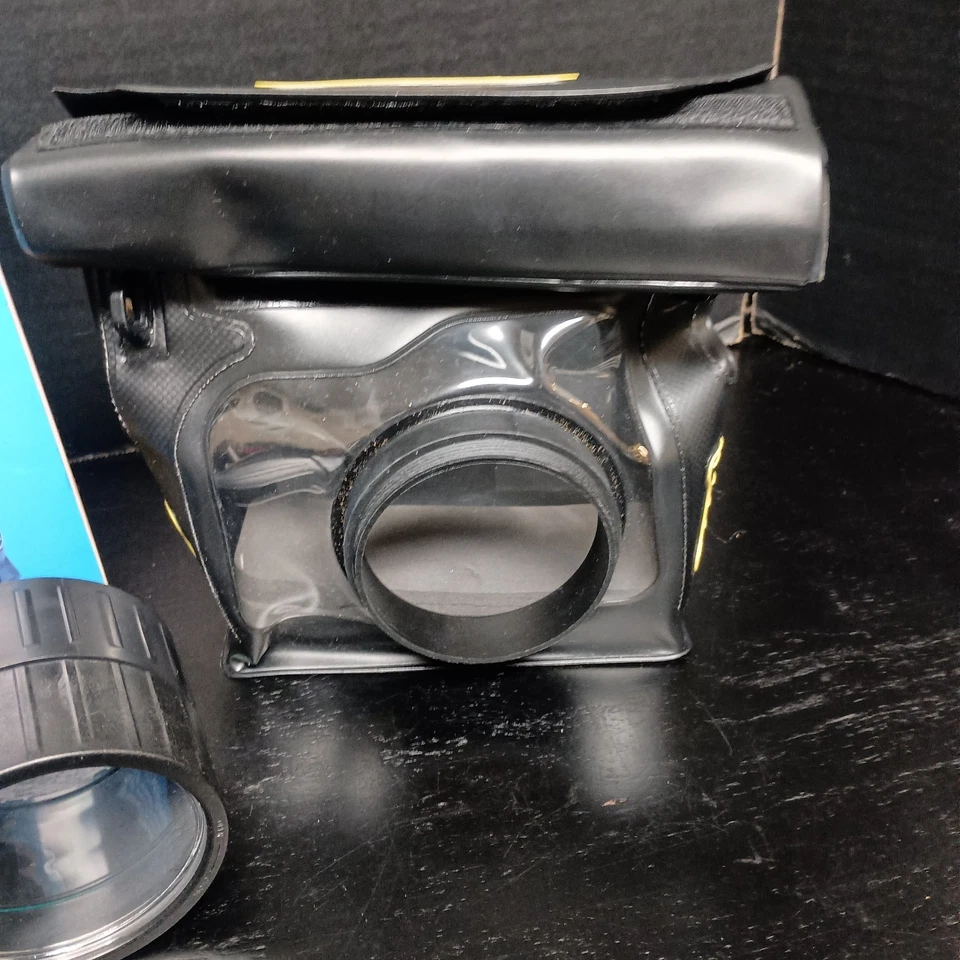 Estuche impermeable DiCAPac WP-S3 para cámaras digitales DSLR negro Foto 2 de 4