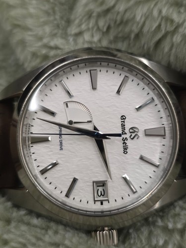 Grand Seiko SBGA211 Snowflake Spring Drive 72hr Power Reserve 