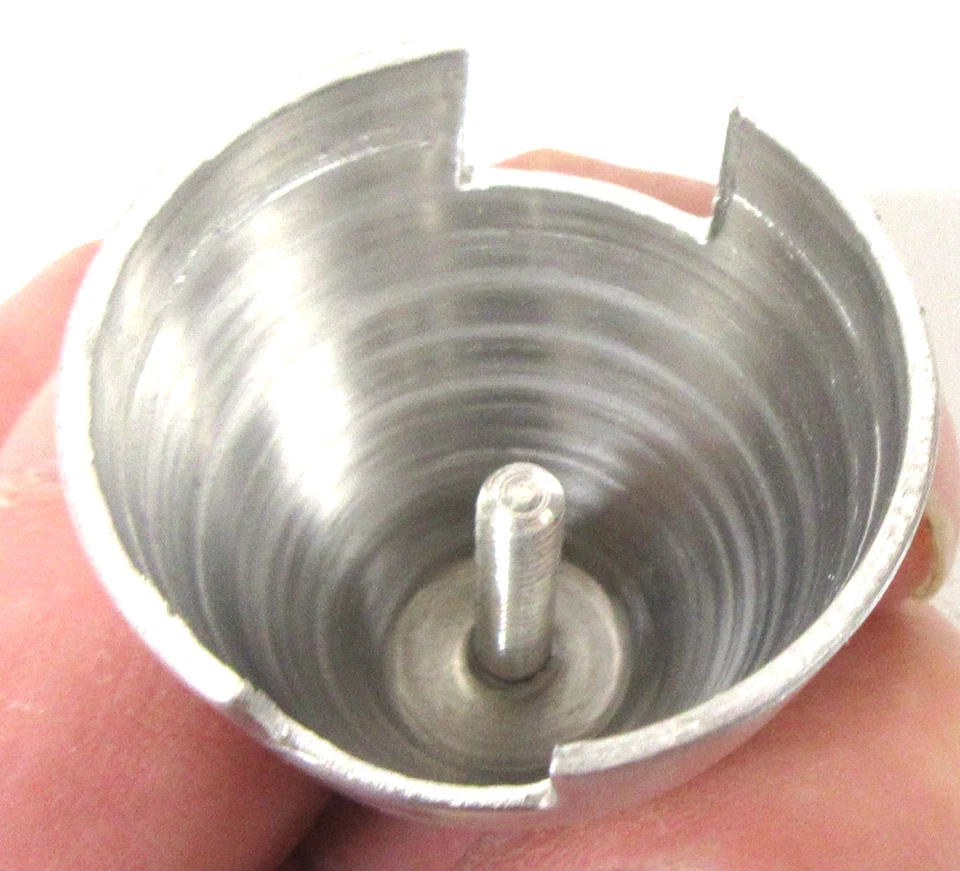 Veco #S9 1 1/8" ALUMINUM PROPELLOR SPINNER for model airplane MINT in box - Image 3 of 4