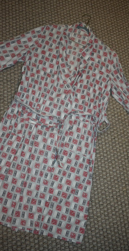 Men's Vintage 1950s/1960s Cotton Lounge Bathrobe - Red/Black Medallions on Gray