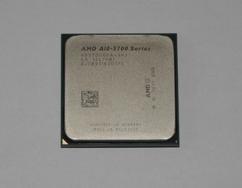 AMD A10-Series A10- 5700 3,4GHz (AD5700OKA44HJ) Prozessor FM2 + Wärmeleitpaste - Bild 1 von 1