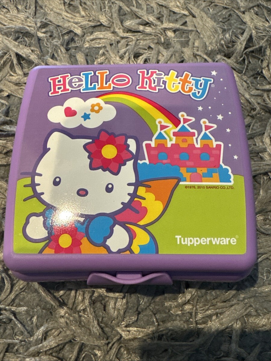 Tupperware Hello Kitty Sandwich Keeper Hinged Plastic Container
