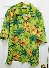 TOMMY BAHAMA Men's 100% Silk Shirt ~ Comfy - Size M - Island Wear - Tropical