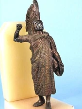 AZTEC EMPEROR CUAUHTEMOC METAL STATUE BOOKEND MEXICO CITY MONUMENT REPLICA