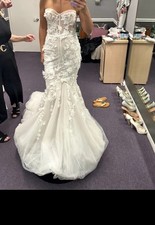 Berta Wedding Dress originally $14k worn 1 hour size 4, small