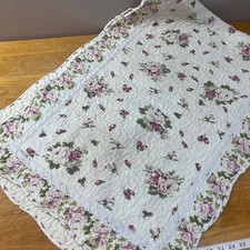 Vtg Cottagecore Quilted Floral Table Runner L...