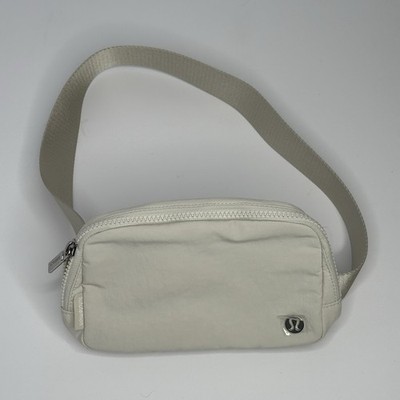 Lululemon Everywhere Belt Bag 1L  White - NWT