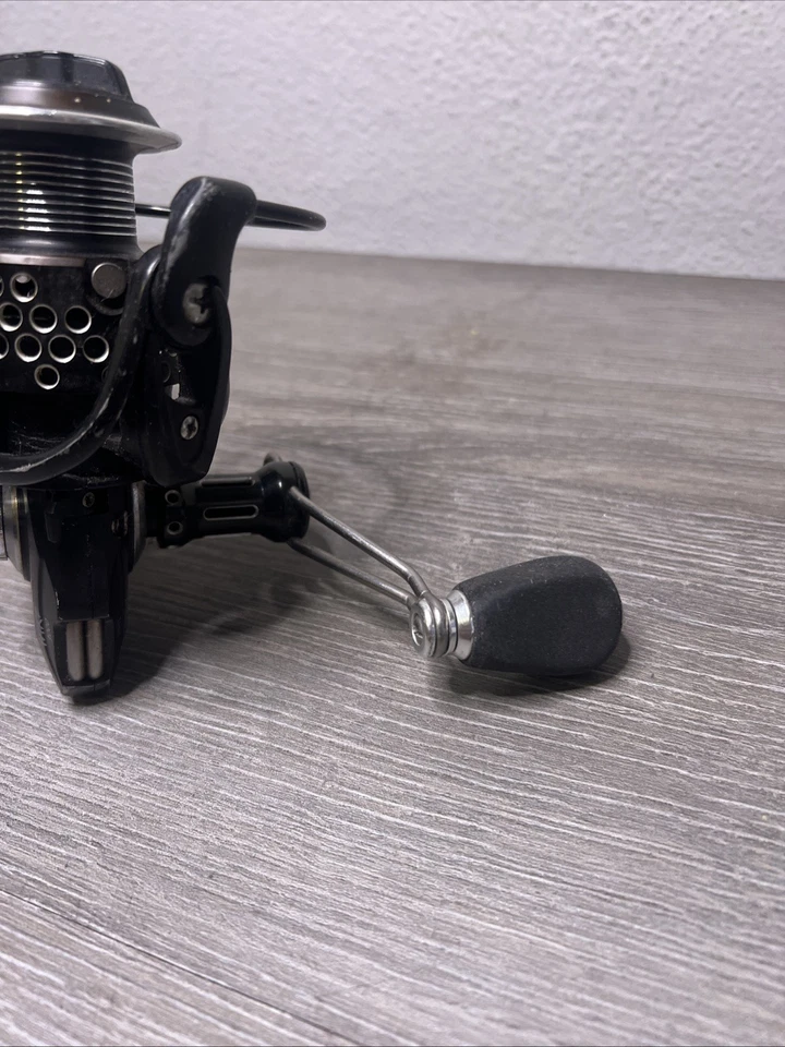 Carrete giratorio ARDENT Wire 3000 9+1 rodamientos relación 5,1:1 Foto 3 de 4