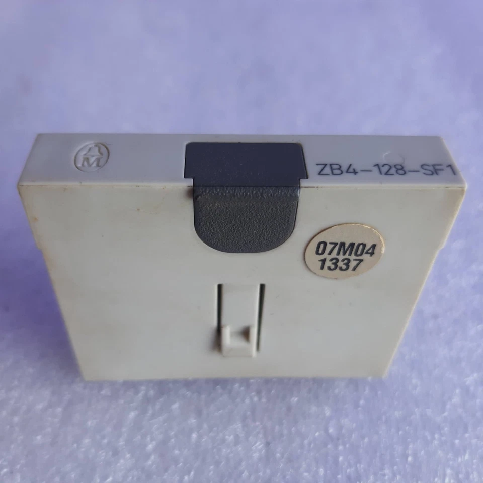 Moeller ZB4-128-SF1 Flash Memory Module - Image 4 of 4