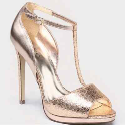 Bebe Alyssa Mary Jane Heels in Rose Gold. Size 8 Retail $129