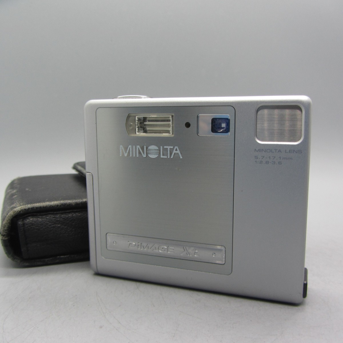 MINOLTA DiMAGE Xt SILVER【動作品・転送特典無料あり】 エモさ満載！MINOLTA DiMAGE DIMAGE Xt シルバー