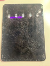 Apple iPad 11 inch silver