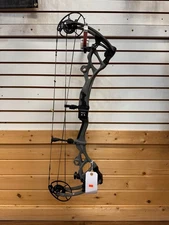Bowtech Carbon One X 60-70# Right Hand Grey