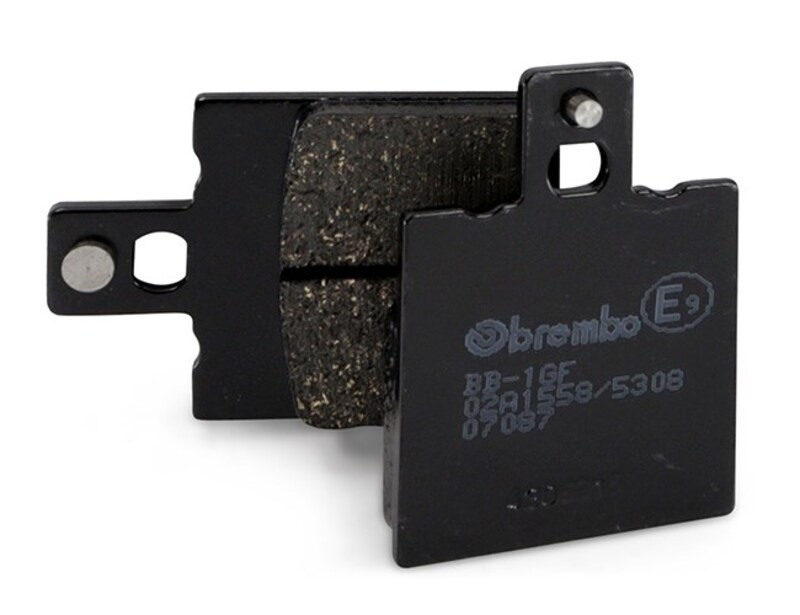 Plaquettes de frein Brembo scooter carbone céramique pour vos trajets urbains quotidiens
