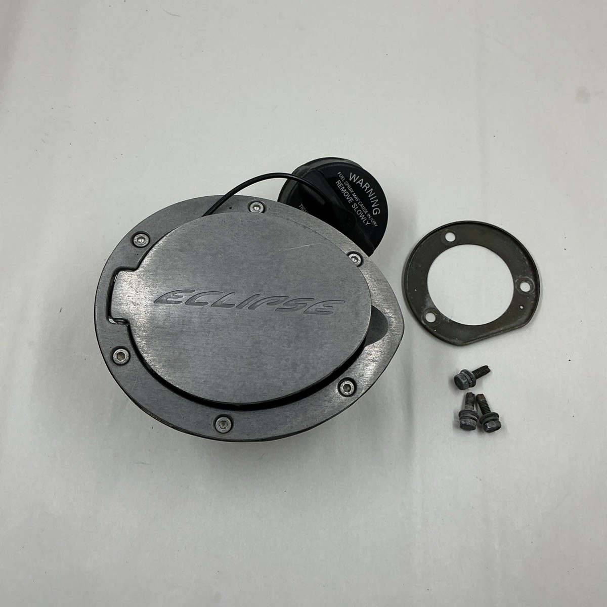 2006-12 Mitsubishi Eclipse Gas Fuel Tank Cap Cover Door Lid