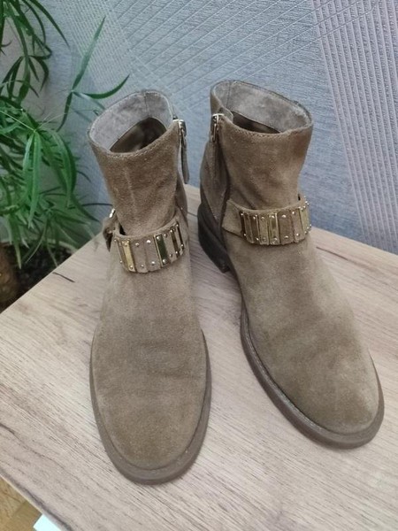 Women Nine West Boots Mustard Suede 38.5