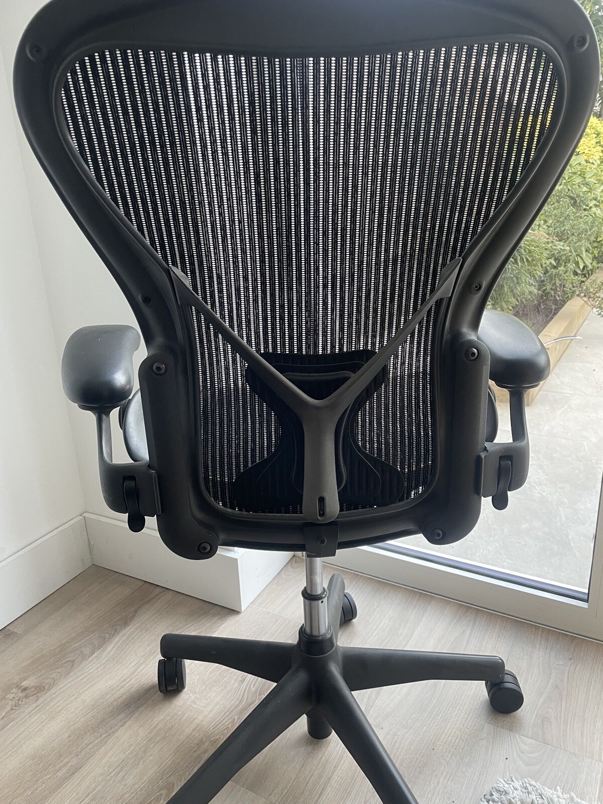 Herman Miller Aeron Office Chair Black, Size B eBay
