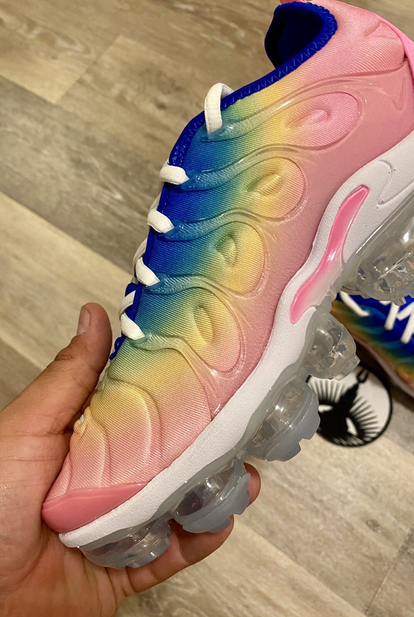 nike vapormax plus rainbow ladder