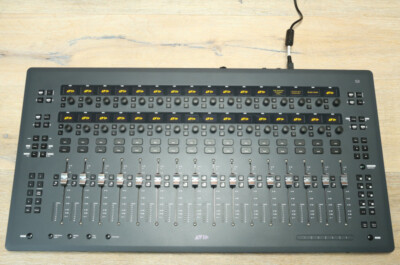 AVID S3 Hardware Controler - WIE NEU - private Wohnzimmer-Nutzung...! Near Mint!