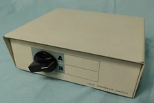 A-B Box Manual Data Transfer Switch Box Two Position A/B Switch DB25 In DB25 Out