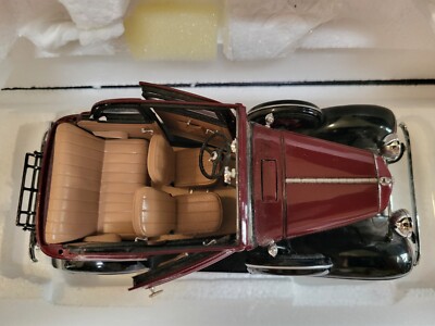 フランクリンミント　 フォード　コンパーチブルセダン 1932 ボニー＆クライド Franklin Mint BONNIE & CLYDE 1932 FORD Convertible Sedan Die Cast