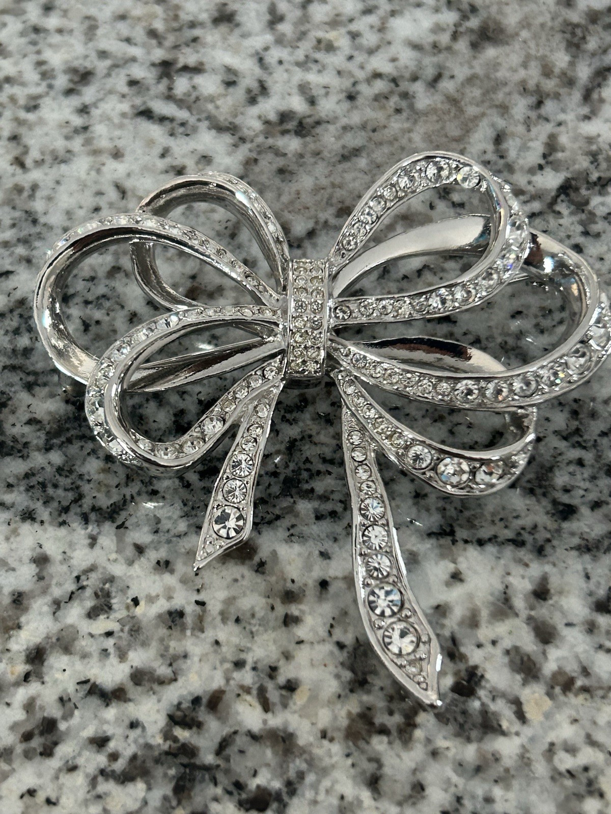 VINTAGE KENNETH J LANE KJL RHINESTONE BOW PIN BRO… - image 7