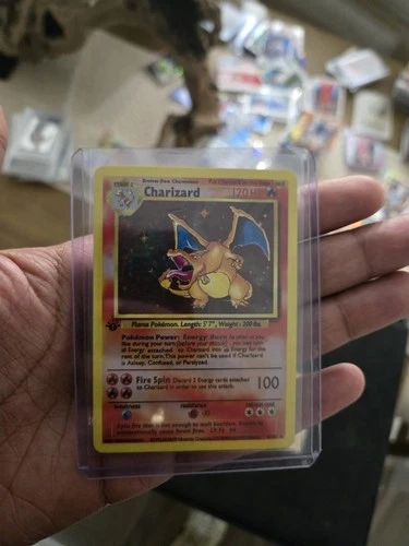 1999 Pokemon Base Set Shadowless 1st Edition Holo Charizard #4/102