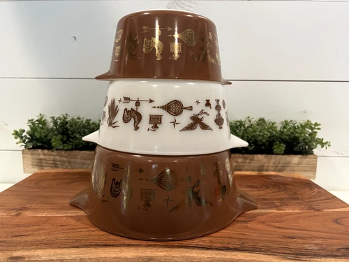 Vintage Pyrex Early American.  3 Dish Casserole Set 473 474 475.  No lids.