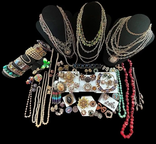 Vtg to Now Rhinestone Costume Jewelry Lot 75+ Pcs Hobe Lisner Whiting & Davis +