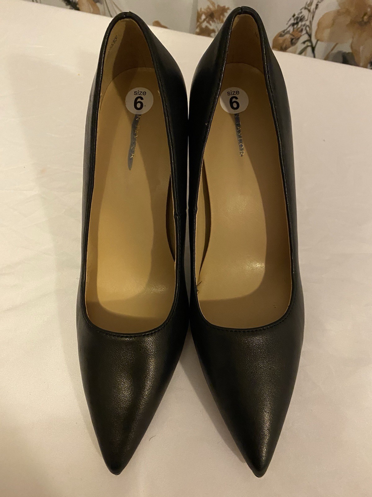 Black Ann Taylor Leather Pointed Toe Slip On High Heels Size 6