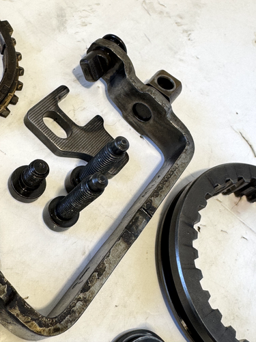 VW MK4 MK5 MANUAL TRANSMISSION 2.0L GAS 02J/EGT 5TH GEAR AND PIECES USED OEM - Picture 8 of 12