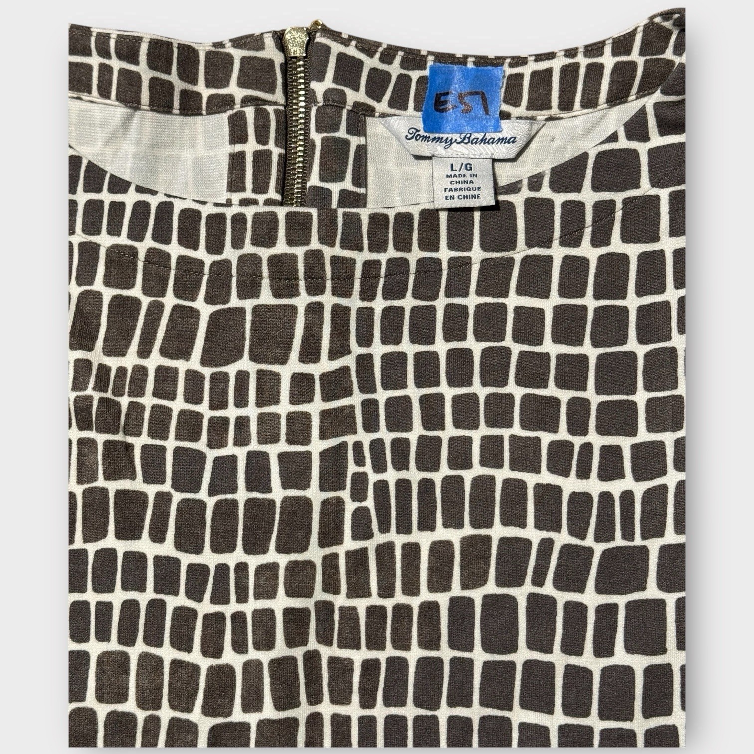 TOMMY BAHAMA Womens L Crocotile Short Sleeve Soft Stretch Knit Dress Zip Charm image 5