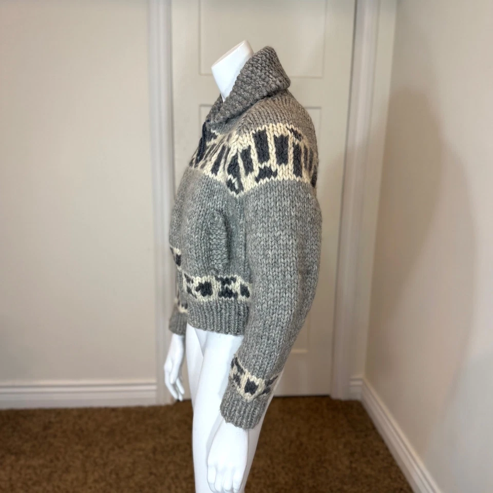 Vintage 70’s HAND KNIT 100% WOOL COWICHAN SWEATER Women’s XS Fisherman Nordic - Image 4 of 4