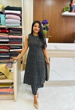 Women Sleeveless Cotton Kurti Pant Set Indian Casual Wear Ethnic Top Kurta Set