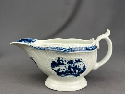 18th Century Dr Wall Worcester Porcelain Fisherman 6.5'' Sauce Boat