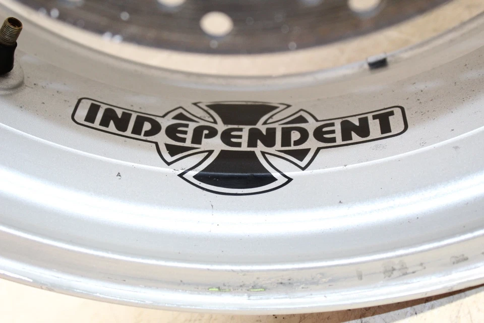 05-08 Llanta trasera KAWASAKI ZZR600 ZX600J OEM Foto 4 de 4